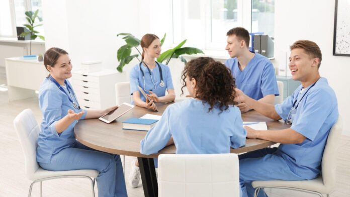 medical practice leadership, running healthcare practice, medical clinic management, healthcare leadership skills, physician leadership development, clinic administration tips, medical practice success, healthcare management strategies, medical practice growth, leadership lessons for healthcare